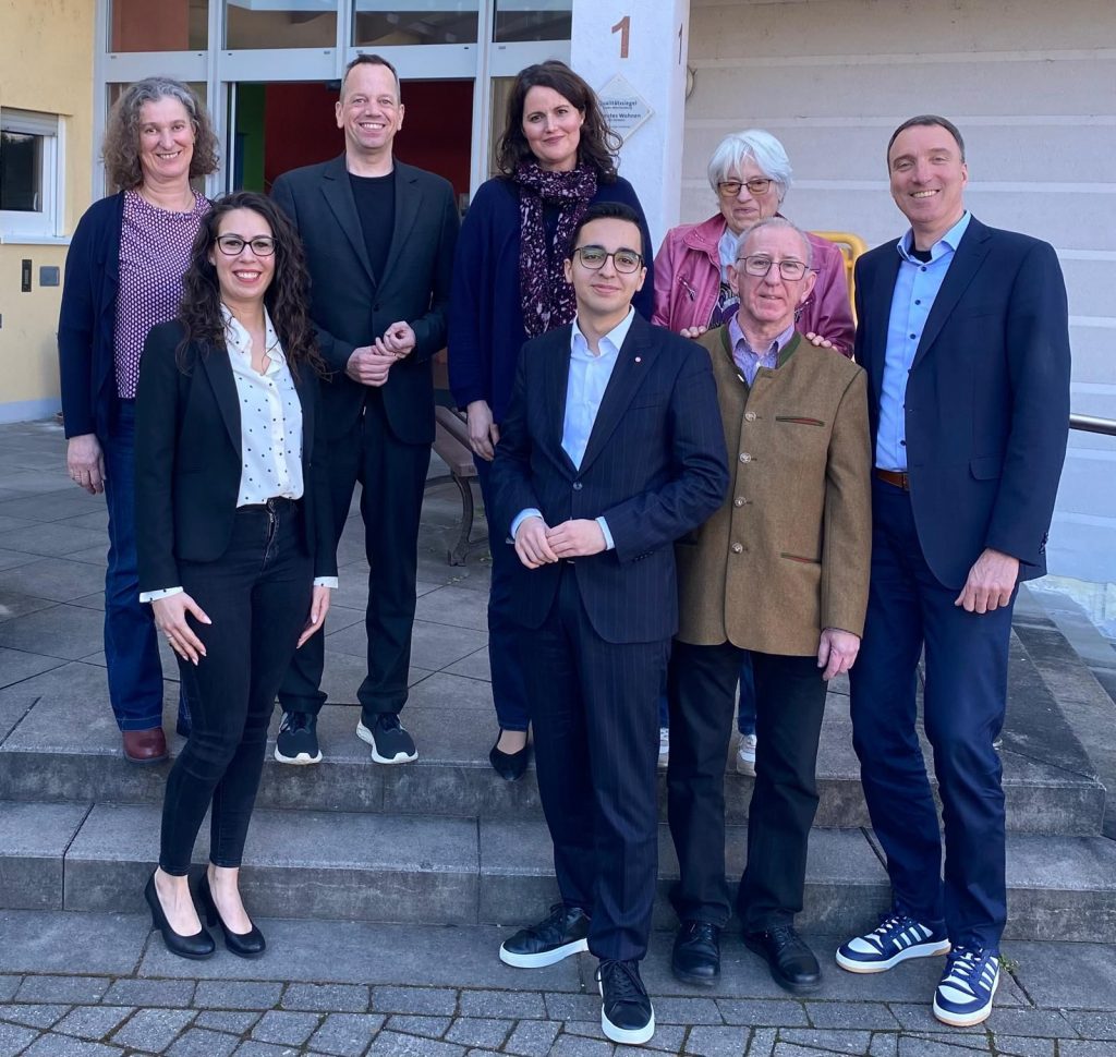 Im Austausch mit der Pflege: Nicolas Fink zu Besuch in Ettlingen bei Anneke Graner