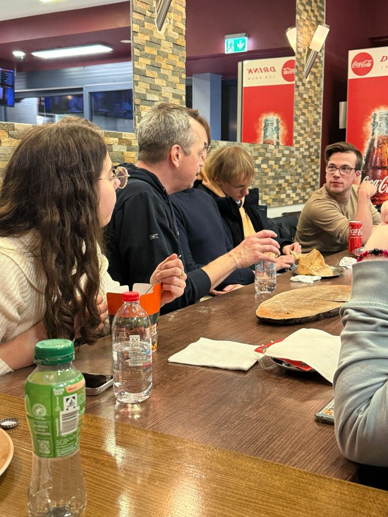 Döner und Diskussion mit Nicolas Fink MdL in Esslingen