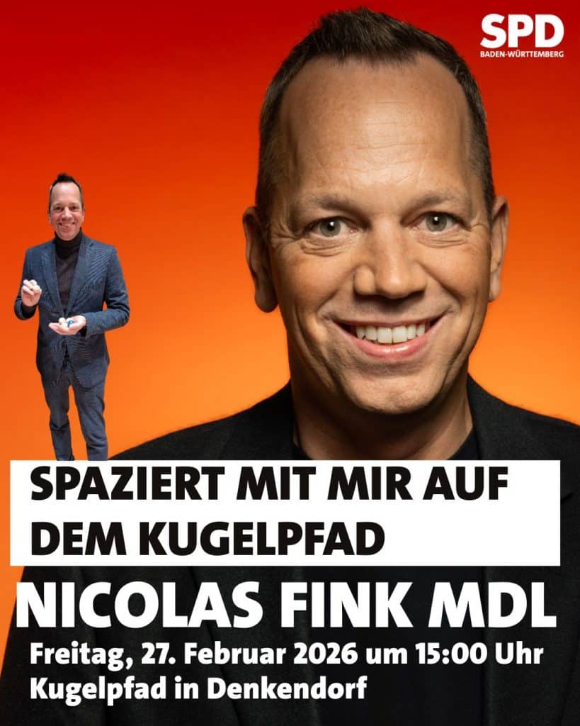 Nicolas Fink beim Rundgang auf dem Kugelpfad in Denkendorf